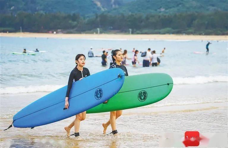 宁夏自治区邮政公司原总经理马赞福被公诉